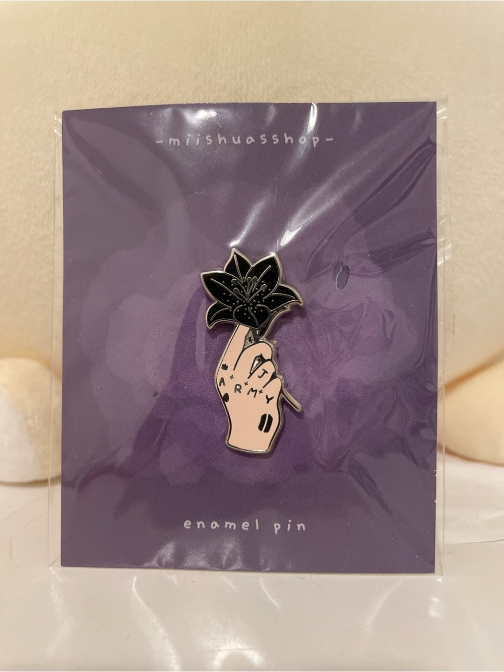 BTS Jungkook Black Flowers Pin